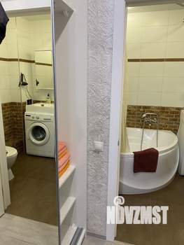 1-к квартира, посуточно, 37м2, 4/8 этаж