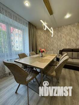 3-к квартира, посуточно, 87м2, 1/6 этаж