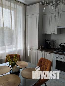 1-к квартира, посуточно, 37м2, 6/10 этаж