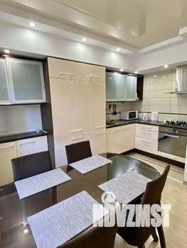 2-к квартира, посуточно, 90м2, 1/1 этаж