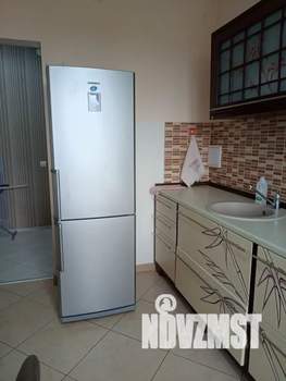 1-к квартира, посуточно, 43м2, 7/9 этаж