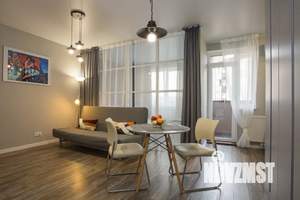 Студия квартира, посуточно, 37м2, 7/10 этаж