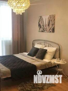 1-к квартира, посуточно, 37м2, 1/1 этаж
