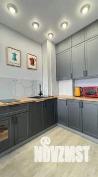 1-к квартира, посуточно, 40м2, 7/8 этаж