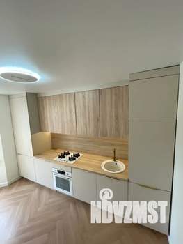 2-к квартира, посуточно, 63м2, 3/8 этаж