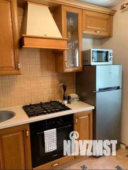 2-к квартира, посуточно, 45м2, 1/1 этаж