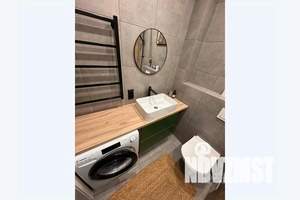 1-к квартира, посуточно, 40м2, 9/9 этаж