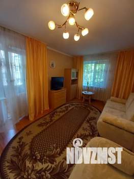 1-к квартира, посуточно, 32м2, 3/5 этаж