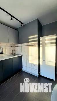 1-к квартира, посуточно, 35м2, 4/10 этаж