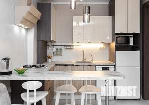 1-к квартира, посуточно, 43м2, 2/4 этаж