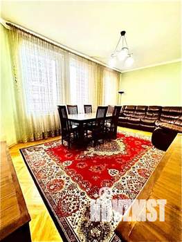 3-к квартира, посуточно, 81м2, 1/1 этаж