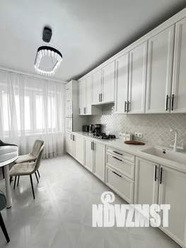 1-к квартира, посуточно, 42м2, 8/10 этаж