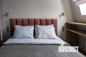 1-к квартира, посуточно, 42м2, 1/1 этаж