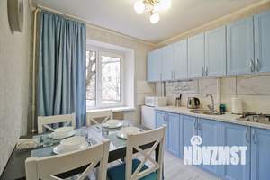 1-к квартира, посуточно, 30м2, 2/4 этаж