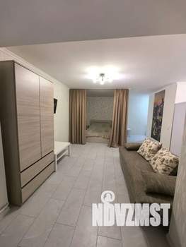 Студия квартира, посуточно, 35м2, 2/4 этаж