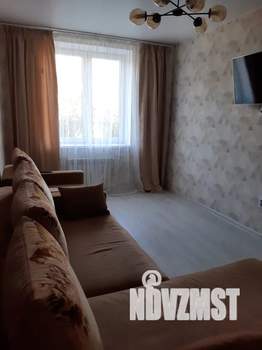 1-к квартира, посуточно, 48м2, 4/10 этаж