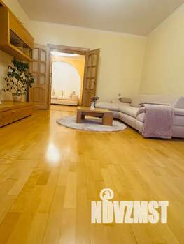 2-к квартира, посуточно, 80м2, 3/5 этаж