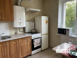 1-к квартира, посуточно, 37м2, 2/4 этаж