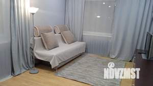 2-к квартира, посуточно, 42м2, 3/5 этаж