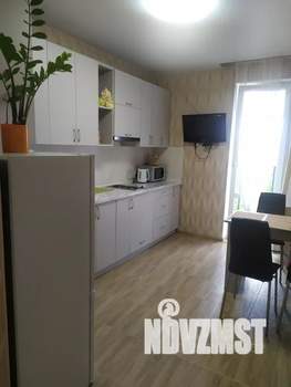 1-к квартира, посуточно, 41м2, 6/12 этаж