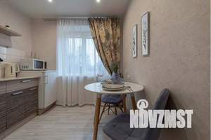 1-к квартира, посуточно, 45м2, 5/5 этаж