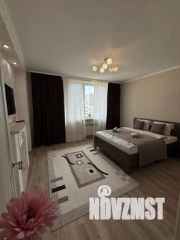 1-к квартира, посуточно, 47м2, 10/10 этаж