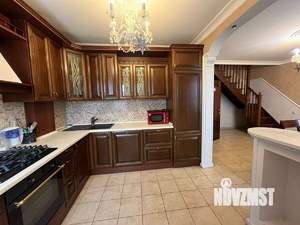 5-к квартира, на длительный срок, 130м2, 8/8 этаж