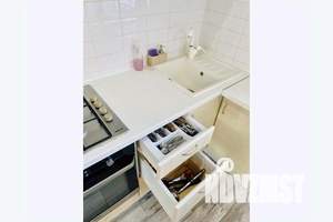 2-к квартира, посуточно, 40м2, 4/4 этаж