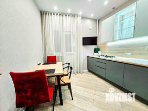 1-к квартира, посуточно, 53м2, 1/1 этаж