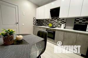 1-к квартира, посуточно, 37м2, 5/11 этаж