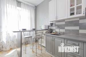 1-к квартира, посуточно, 42м2, 2/9 этаж