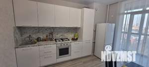 1-к квартира, посуточно, 40м2, 11/16 этаж