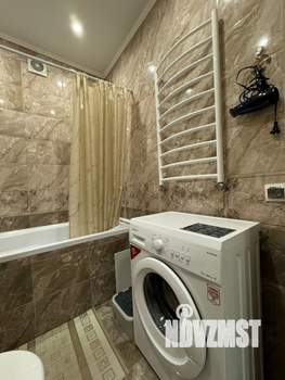 1-к квартира, посуточно, 38м2, 5/9 этаж