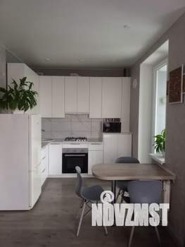 1-к квартира, посуточно, 45м2, 4/10 этаж