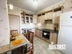 1-к квартира, посуточно, 42м2, 1/1 этаж