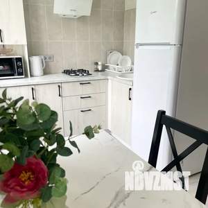 2-к квартира, посуточно, 44м2, 3/3 этаж