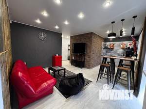 Студия квартира, посуточно, 46м2, 3/3 этаж