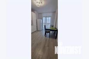 1-к квартира, посуточно, 40м2, 11/16 этаж