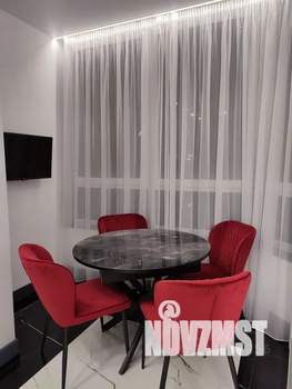 1-к квартира, посуточно, 44м2, 6/10 этаж