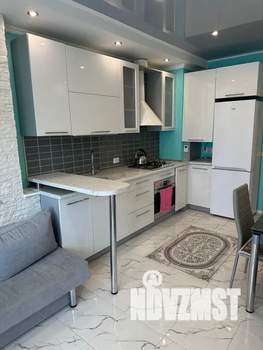 1-к квартира, посуточно, 46м2, 1/10 этаж