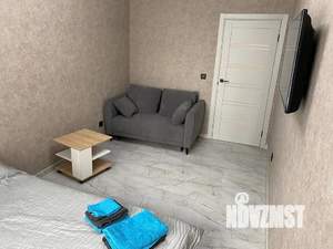 1-к квартира, посуточно, 37м2, 1/9 этаж