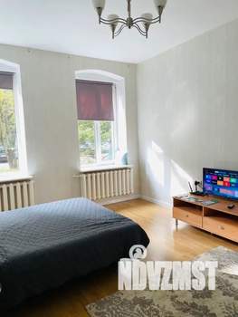 1-к квартира, посуточно, 46м2, 1/4 этаж