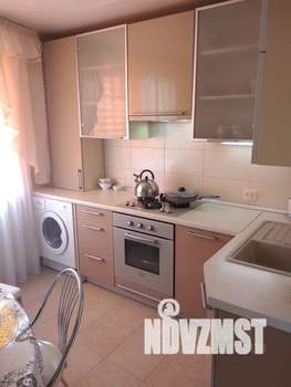 2-к квартира, посуточно, 60м2, 3/5 этаж