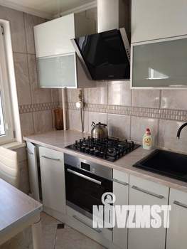 2-к квартира, посуточно, 50м2, 1/1 этаж