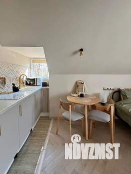 Студия квартира, посуточно, 18м2, 3/3 этаж