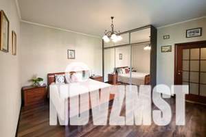 3-к квартира, посуточно, 90м2, 1/2 этаж