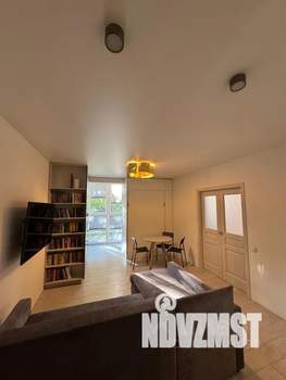 1-к квартира, посуточно, 40м2, 1/8 этаж