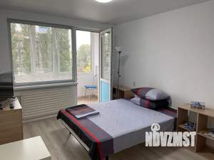 1-к квартира, посуточно, 35м2, 5/10 этаж