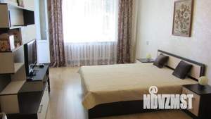 1-к квартира, посуточно, 37м2, 3/3 этаж