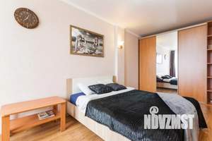 1-к квартира, посуточно, 49м2, 1/1 этаж